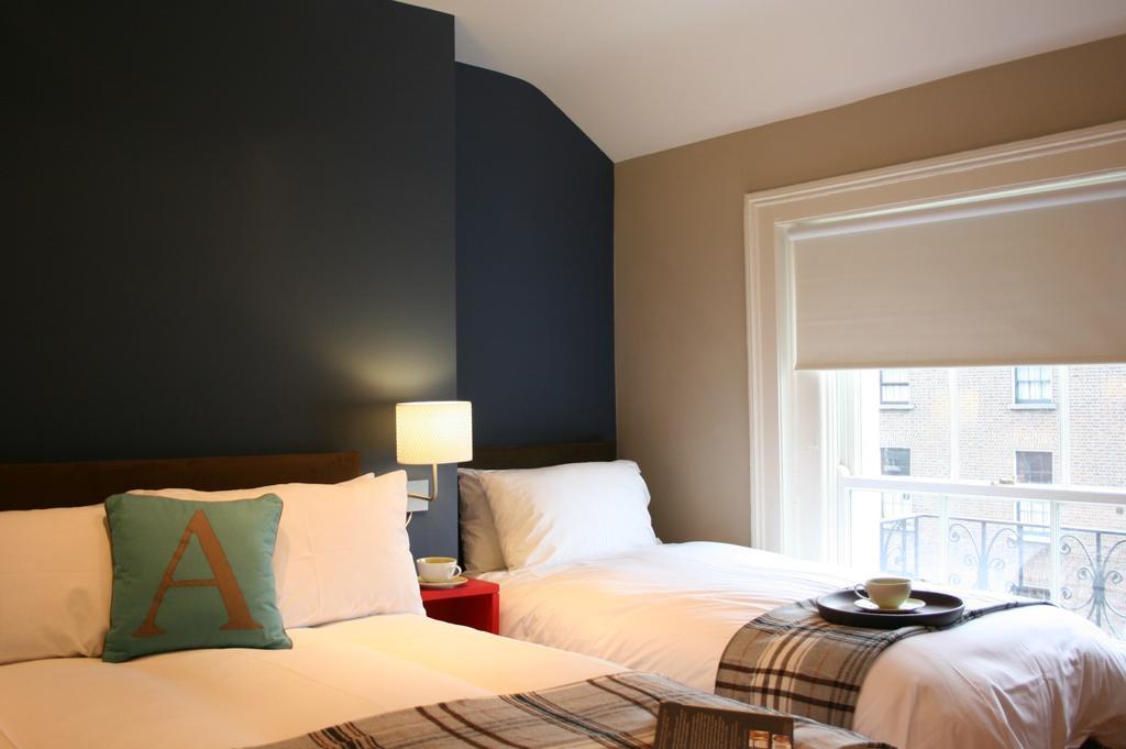 Adelphi Guesthouse Дъблин Екстериор снимка